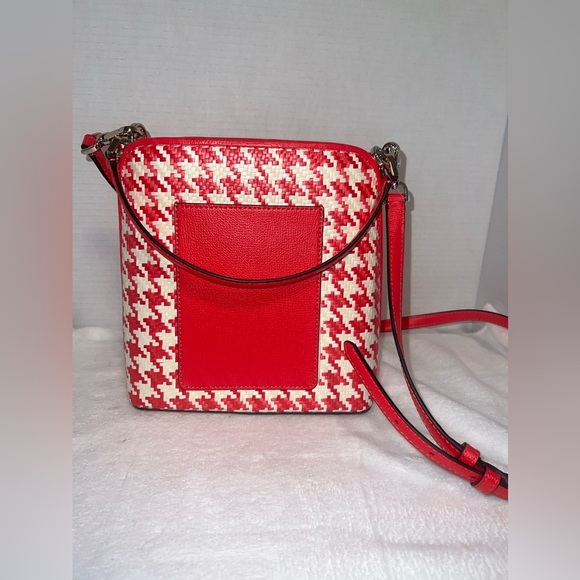 Kate Spade Woven Houndstooth Small Bucket Bikini Pink. - Picture 7 of 8